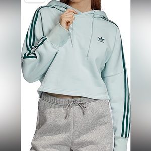 🎉HP🎉 Adidas cropped sweatshirt